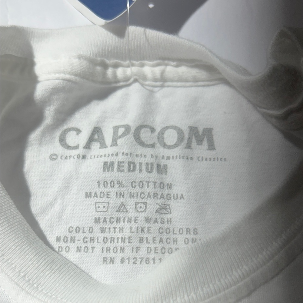 Capcom Street Fighter Ryu K.O. Character Select Graphic T-Shirt - Picture 2 of 3